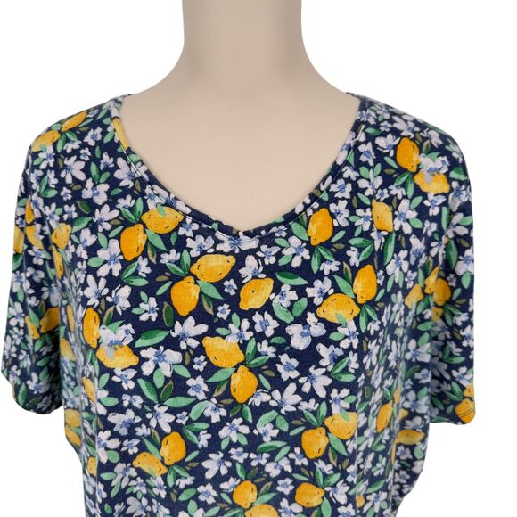 Croft & Barrow Classic Tee Women 2X Short Sleeve Blue Cotton Lemons Floral Shirt - Picture 3 of 11